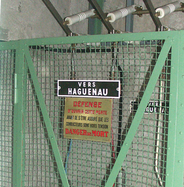 Ligne Maginot - ELEC - RéSEAU ALIMENTATION OUVRAGES DU SFH - (RESEAU - Electricité) - HAGUENAU 1- Poste de Coupure
Sectionneur d'artère, la tête de cable en provenance du poste de Haguenau