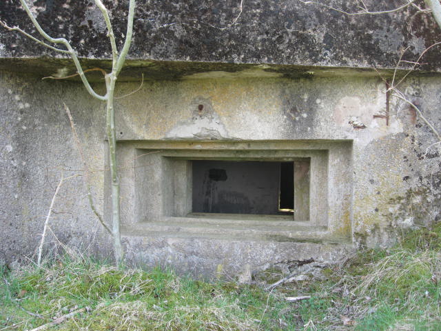 Ligne Maginot - KIRSCHBRUEHL - (Blockhaus pour canon) - Créneau mitrailleuse