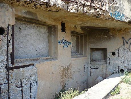 Ligne Maginot - SAINT FLORENT - (Casemate d'infanterie - Double) - Détail des créneaux