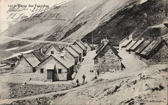 Ligne Maginot - FOURCHES - (Casernement) - 