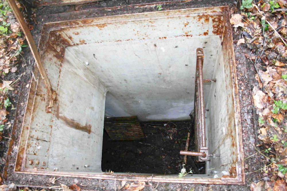 Ligne Maginot - 60T - (Chambre de coupure) - Le puits d’accès à la chambre de coupure