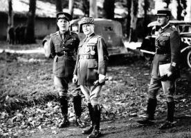 Ligne Maginot - Arrivée de la BEF - Le Général Gamelin et le Général Lord Gort VC le 09 septembre 1939 lors du débarquement des premiers éléments de la BEF