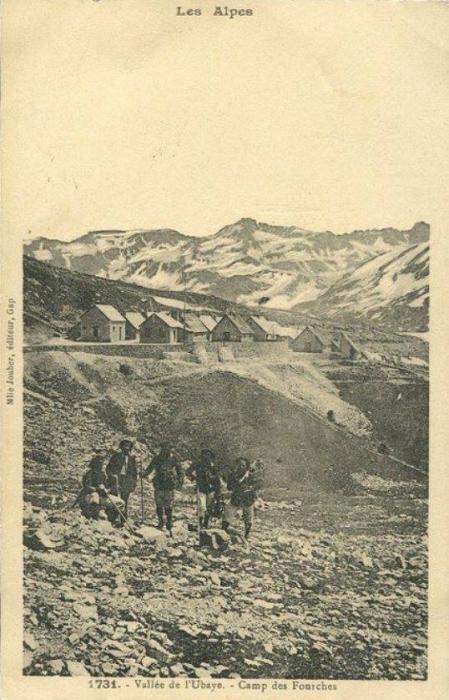 Ligne Maginot - FOURCHES - (Casernement) - Carte postale du Camp des Fourches