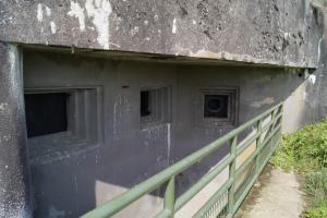 Ligne Maginot - SCHOENENBOURG - (Ouvrage d'artillerie) - Bloc 6
Casemate d'infanterie 
Les créneaux pour jumelages de mitrailleuses Reibel, canon Antichar de 47mm et un créneau FM 