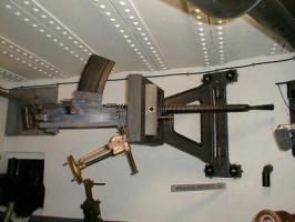 Ligne Maginot - Mitrailleuse Hotchkiss 13,2 mm mle 1930 - La mitrailleuse montée sur volet de démasquage
(exposée à la casemate Esch)