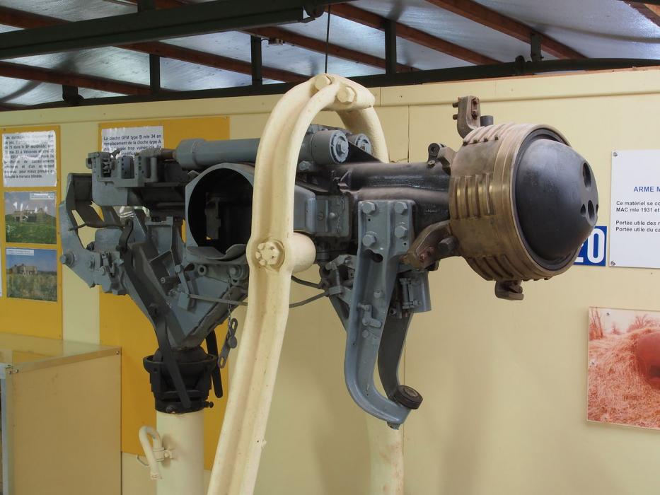 Ligne Maginot - Arme mixte - Trumelage arme mixte (Canon de 25 SA et jumelage de mitrailleuses Reibel MAC 31
Musée de l'ouvrage de Fermont