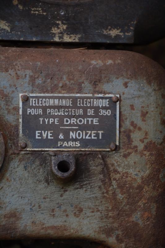 Projecteur télécommandé EVE et NOIZET