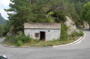 Ligne Maginot - Central teléphonique de MARIE - Le PC MARIE est à droite