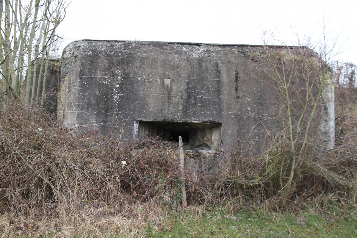 Ligne Maginot - PONT CANAL SUD - (Blockhaus pour arme infanterie) - Façade