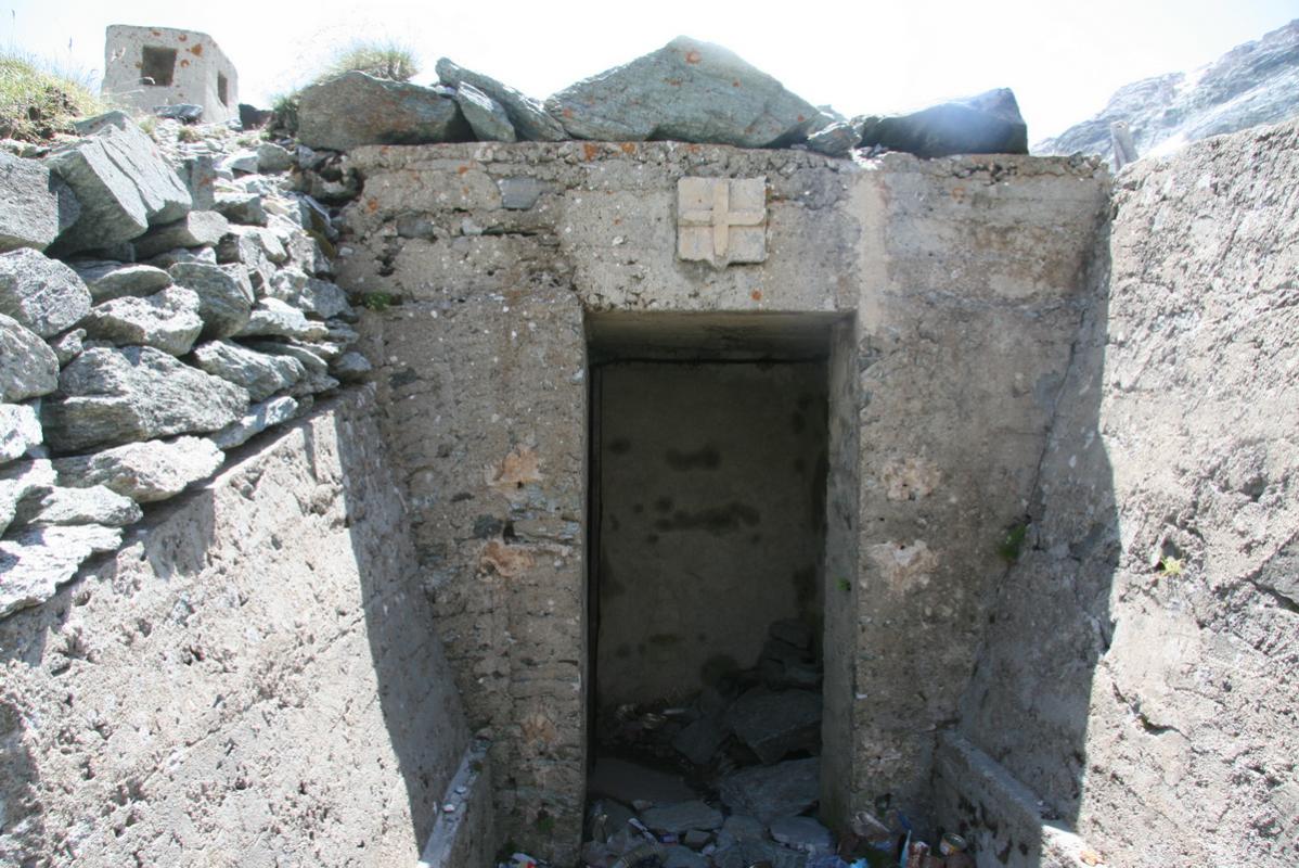 Ligne Maginot - VANOISE - (Ouvrage d'infanterie) - L'entrée.