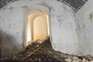 Ligne Maginot - OBERWALD SUD EST 3 - (Blockhaus pour arme infanterie) - Chambre d'un abri allemand (ww1) accolée à l’abri et réutilisée. Vue vers le couloir