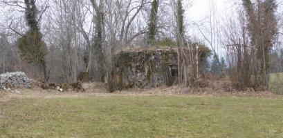 Ligne Maginot - LES CHAZEAUX EST - (Blockhaus de type indeterminé) -  