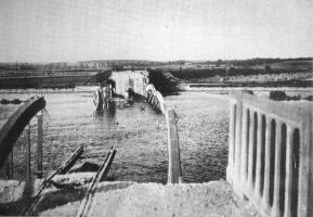 Ligne Maginot - Pont nord de Lampen - PONT DE LAMPEN NORD
Photo du pont après sa destruction le 15 juin 1940