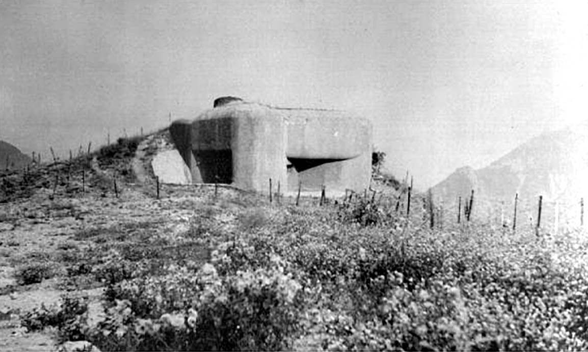 Ligne Maginot - AGAISEN (AN) - E03 - (Ouvrage d'artillerie) -  Le bloc 4