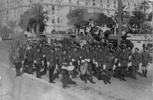 Ligne Maginot - 157° RAP - Défilé sur la promenade des anglais à Nice 