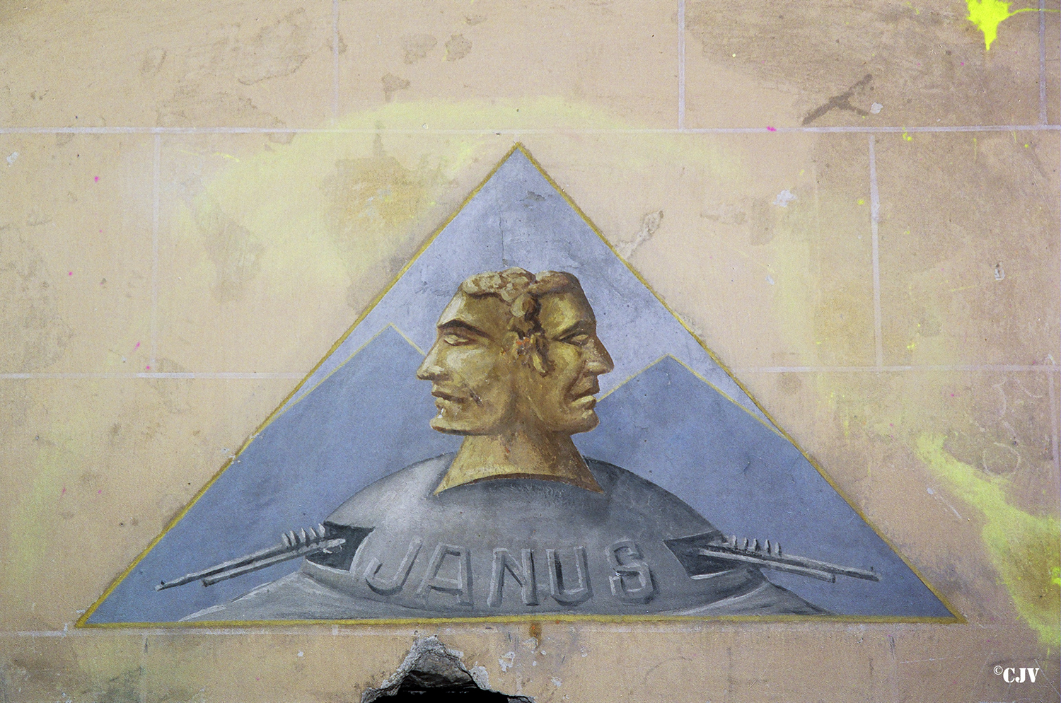 Ligne Maginot - RANDOUILLET (72° BAF ET LE 154°RAP) - (PC de Sous-Secteur) - La fresque de Janus
