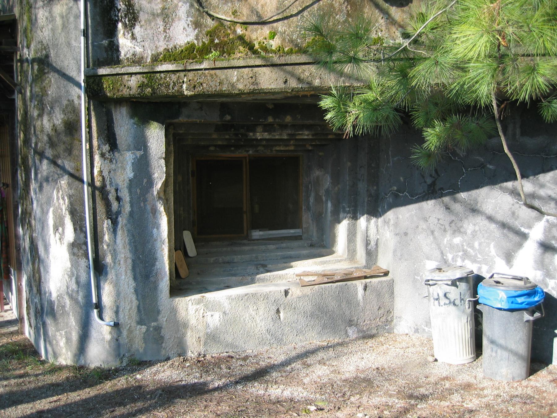 Ligne Maginot - 25/3 - NEUERGRABEN - (Casemate d'infanterie - double) - Une partie de la façade sud.