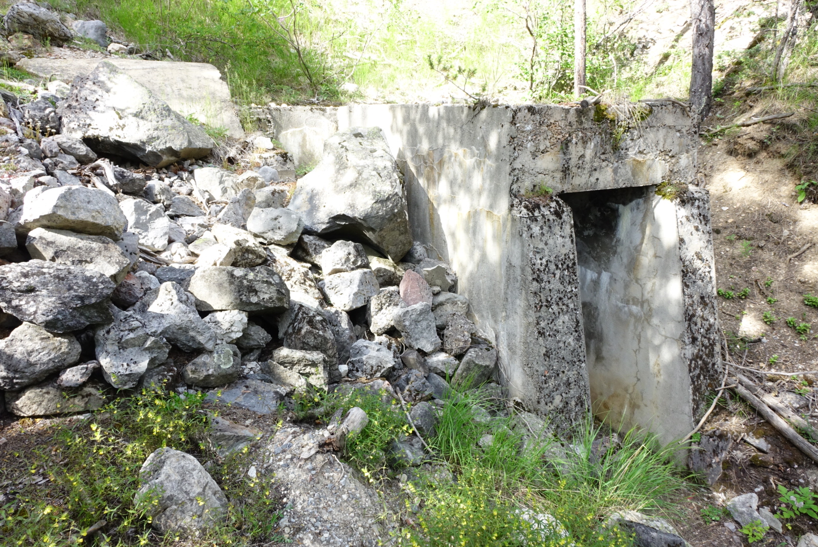 Ligne Maginot - LA VACHETTE OUEST - (Abri) - Entrée est