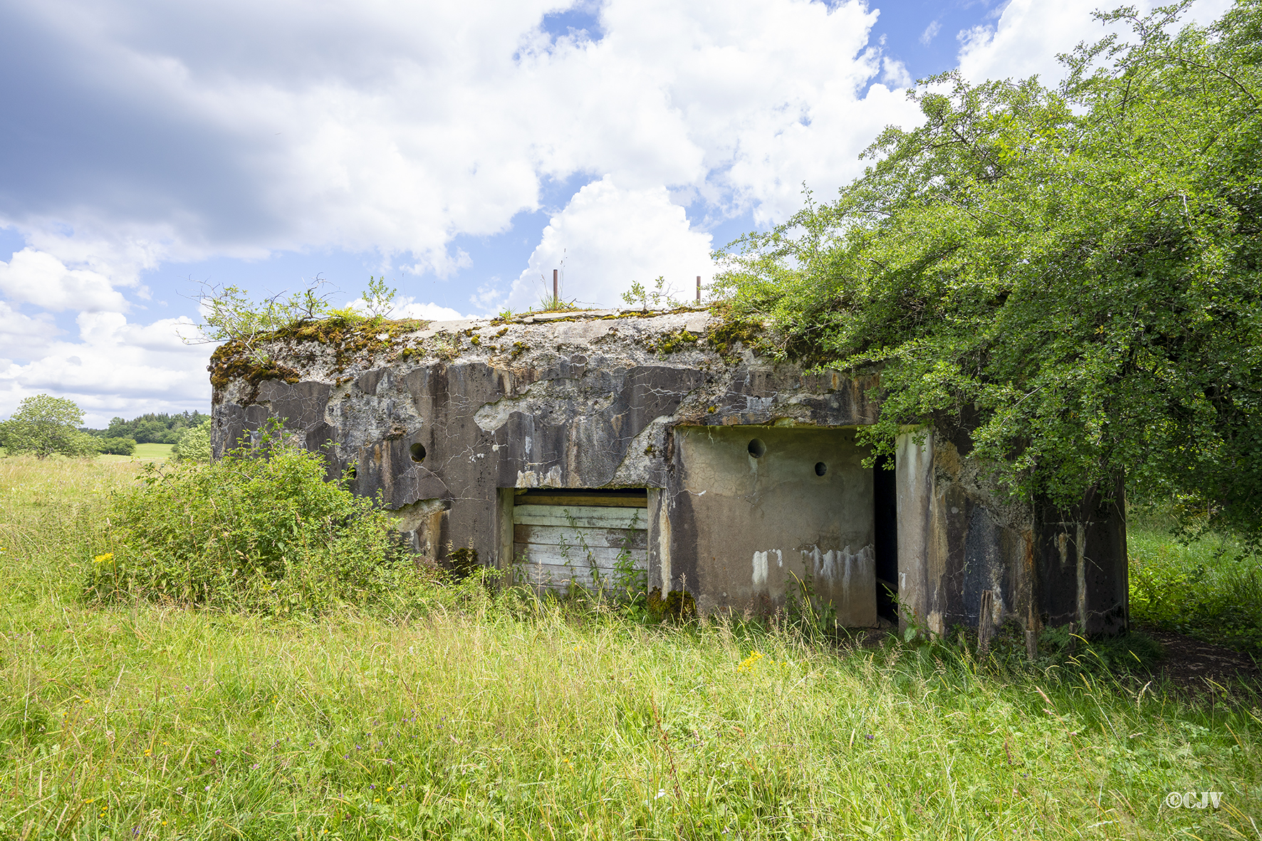 Ligne Maginot - LES BRENETS - (Casemate d'infanterie - double) - 