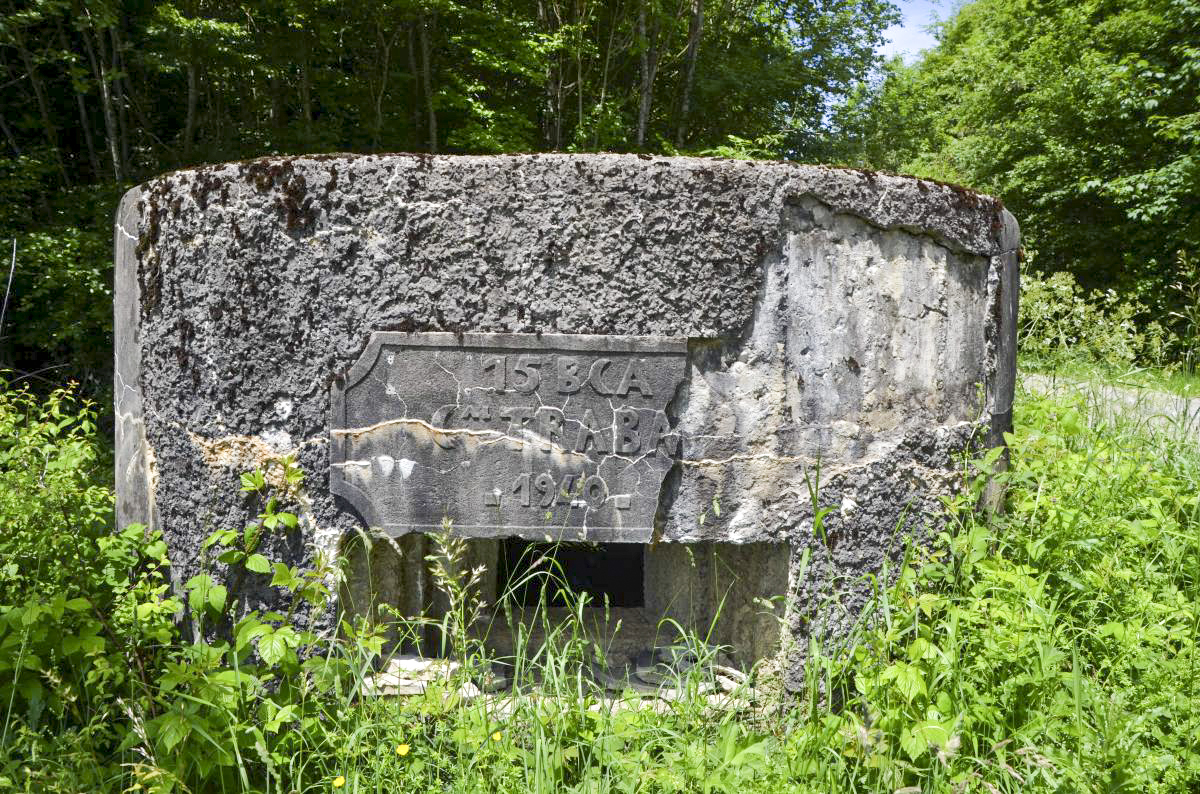 Ligne Maginot - CAPORAL TRABACH - (Blockhaus pour arme infanterie) - Vue extérieure - les dégradations dû au temps sont bien visible