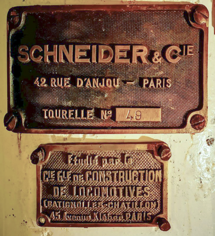 Ligne Maginot - BAMBESCH - A35 - (Ouvrage d'infanterie) - Bloc 1
Plaque constructeur de la tourelle