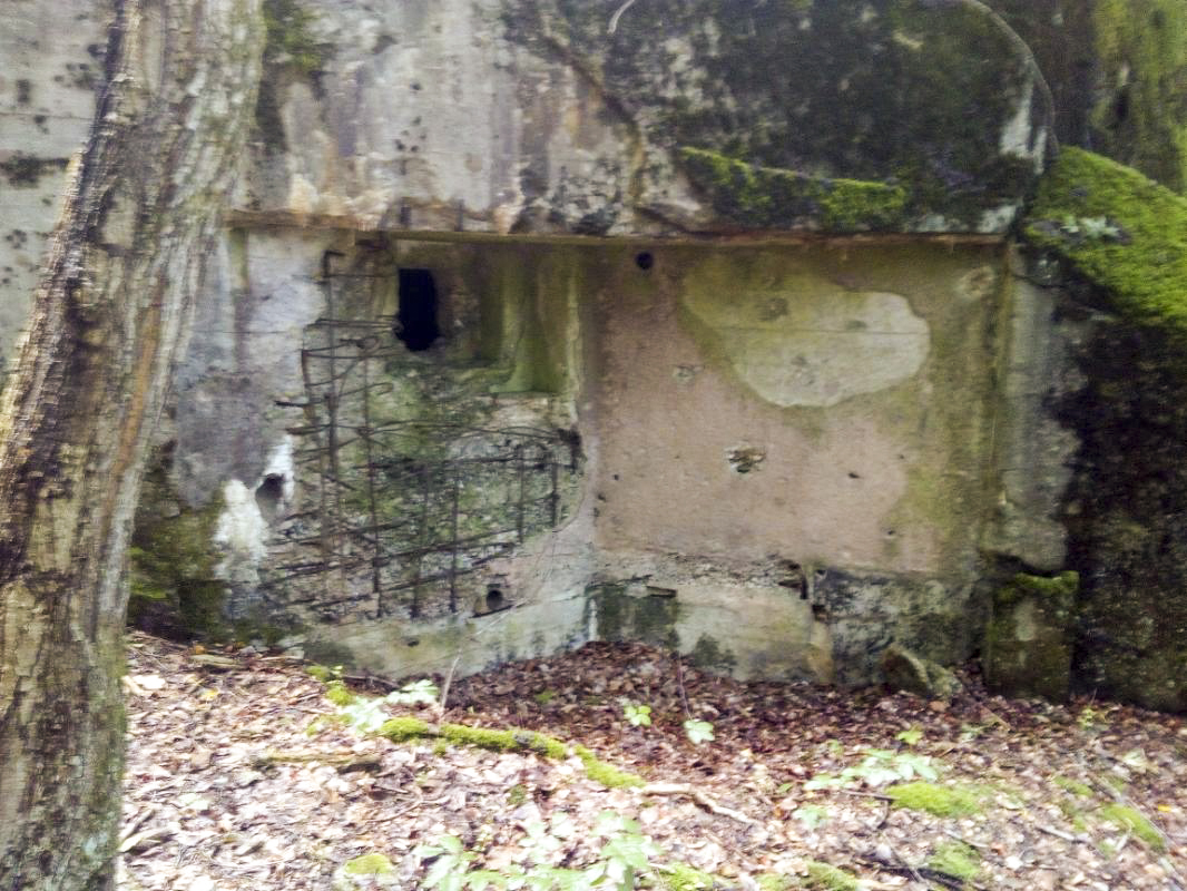 Ligne Maginot - MARKBACH - (Blockhaus pour arme infanterie) - Chambre de tir Est
