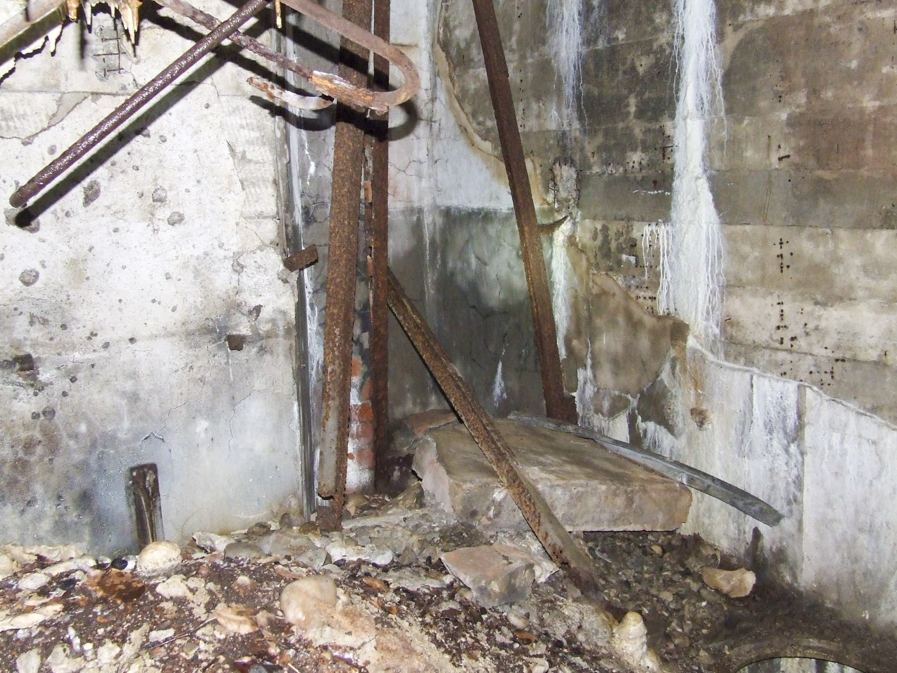 Ligne Maginot - MARKBACH - (Blockhaus pour arme infanterie) - Latrines
