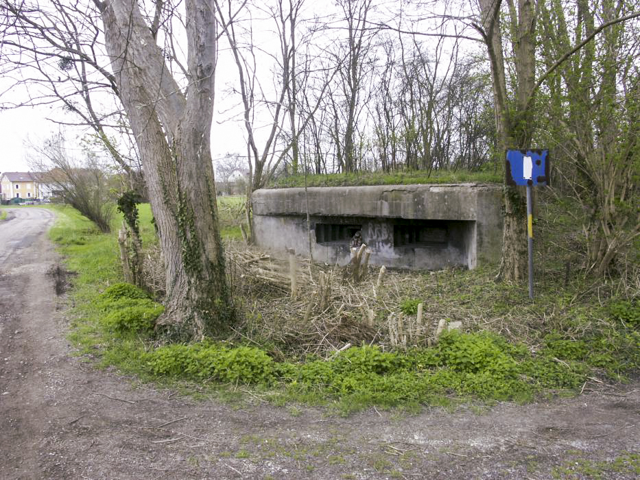 Ligne Maginot - 51 - BUSSIERES - (PC de Sous-Quartier) - Vue extérieure