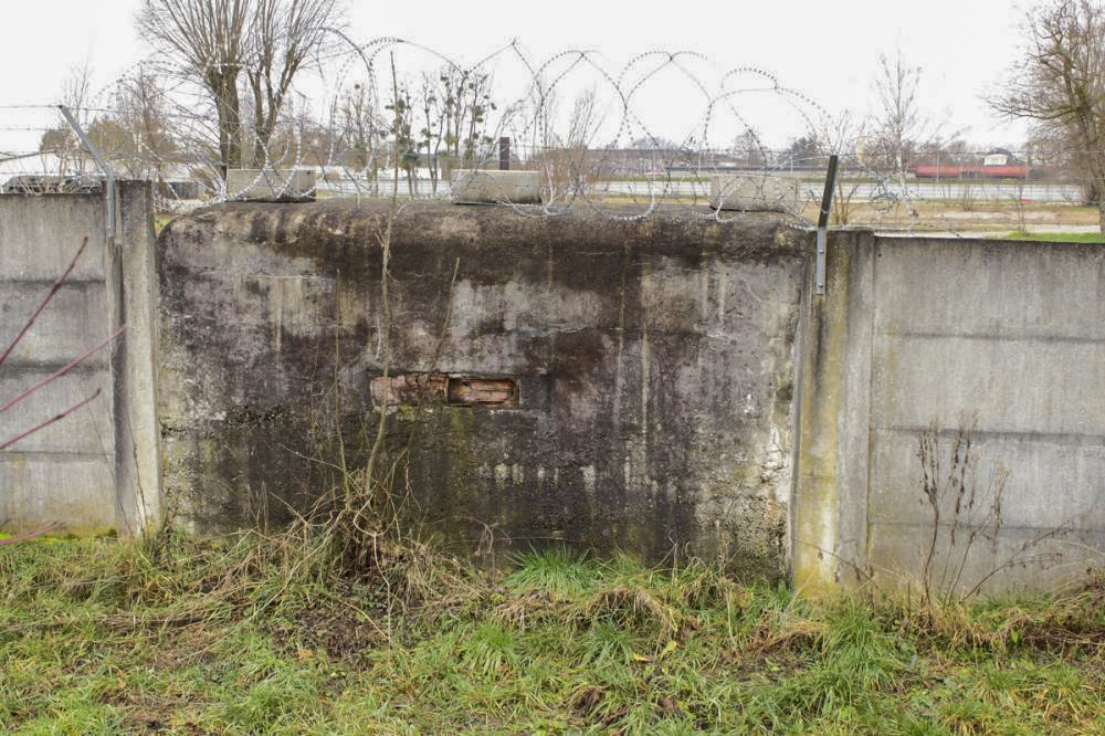 Ligne Maginot - ROUTE DE NEUHOF SUD - (Blockhaus pour arme infanterie) - Vue de la façade de tir
