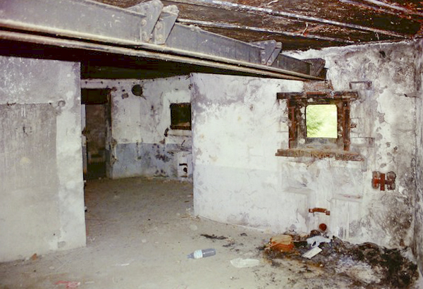 Ligne Maginot - 25/3 - NEUERGRABEN - (Casemate d'infanterie - double) - Photographies des années 1990