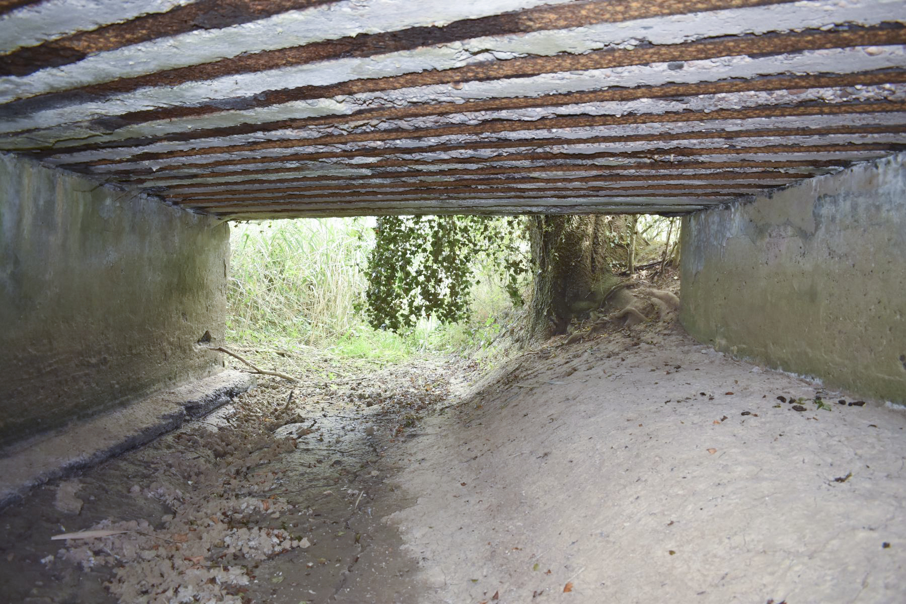 Ligne Maginot - KUTZENHAUSEN (4/373°RALVF) - (Position ALVF) - Vue du dessous du ponceau