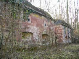 Ligne Maginot - UHRICH - HOCHE (1° BON 237° RI) - (PC de Sous-Quartier) - Corps de garde
Casemates