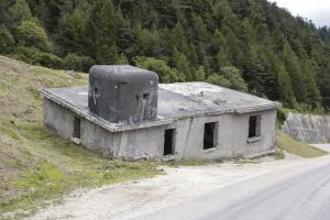 Ligne Maginot - Blockhaus de RIEUX-ROUX 1 - MAISON PENCHEE - 