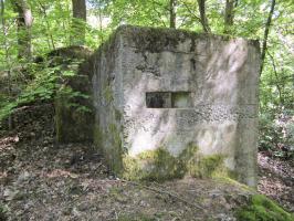 Ligne Maginot - ALLEE DU DEIESLACH 2 - (Blockhaus pour arme infanterie) - Créneau dans l'accès bétonné