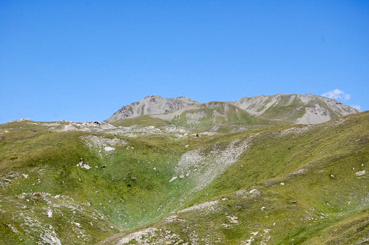 Ligne Maginot - SOLLIERES COTE 2721 - (Observatoire d'infanterie) - À gauche Mont Froid ouest, au centre l'observatoire, à droite Mont Froid est