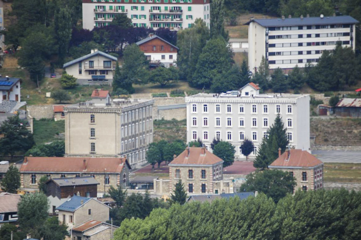 Ligne Maginot - CASERNE LOUTRAZ - (Casernement) - 