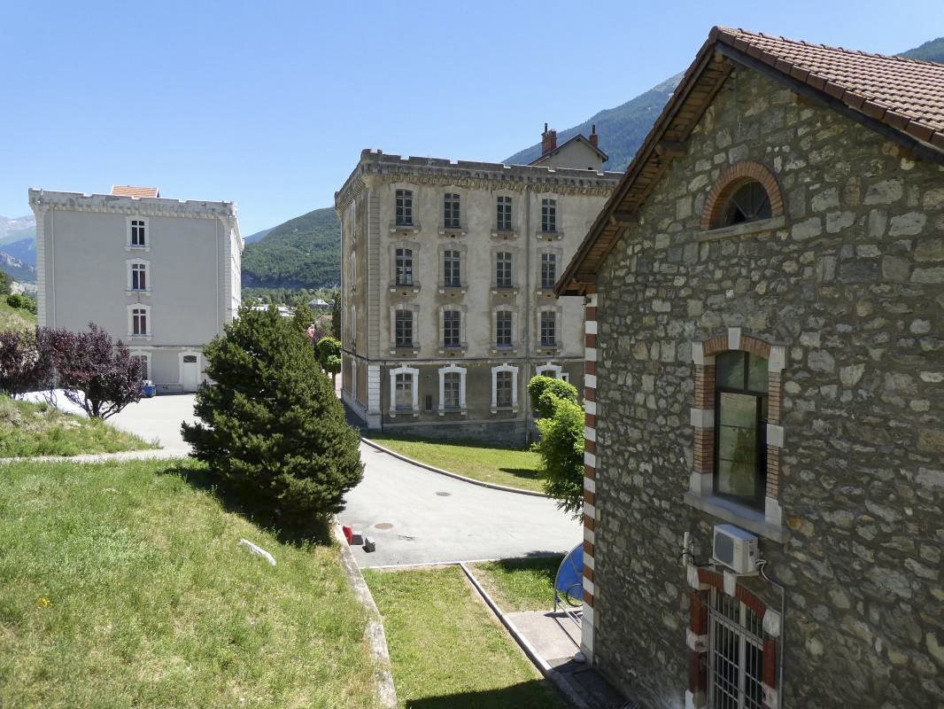 Ligne Maginot - CASERNE LOUTRAZ - (Casernement) - 2019