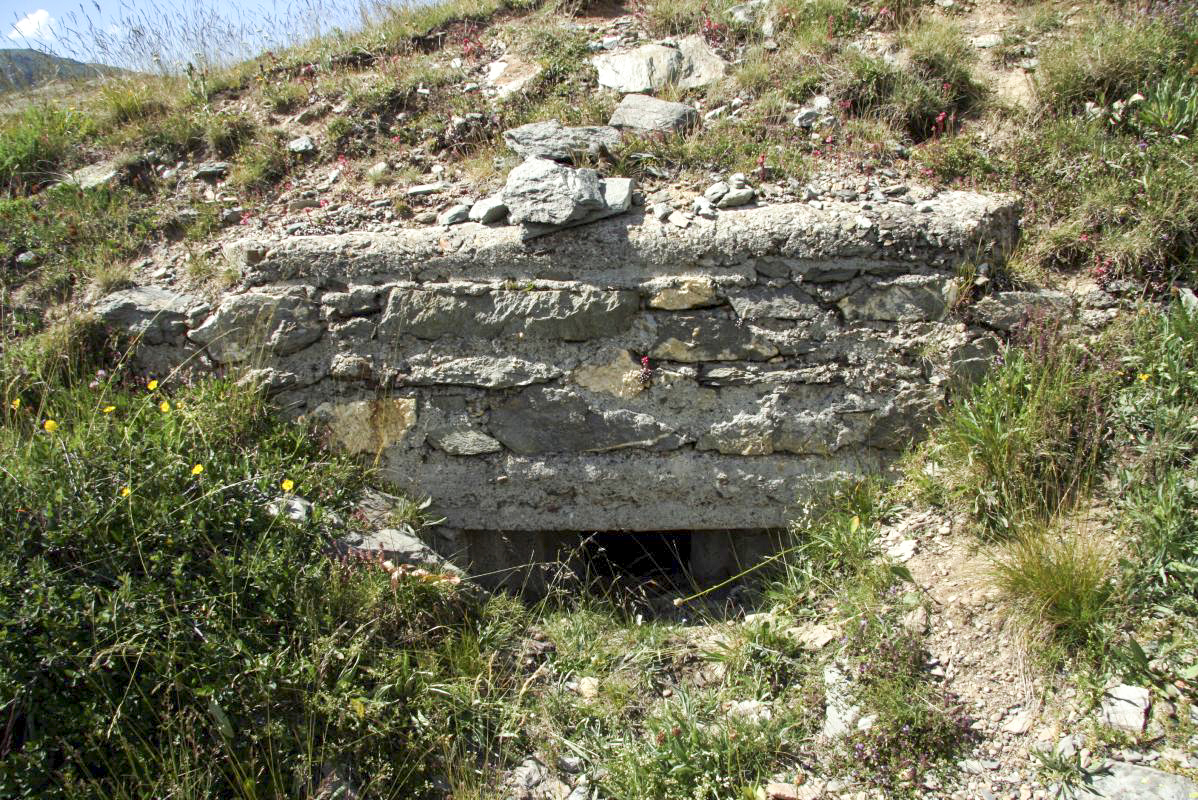 Ligne Maginot - NOTRE-DAME DES NEIGES - (Blockhaus pour arme infanterie) - 