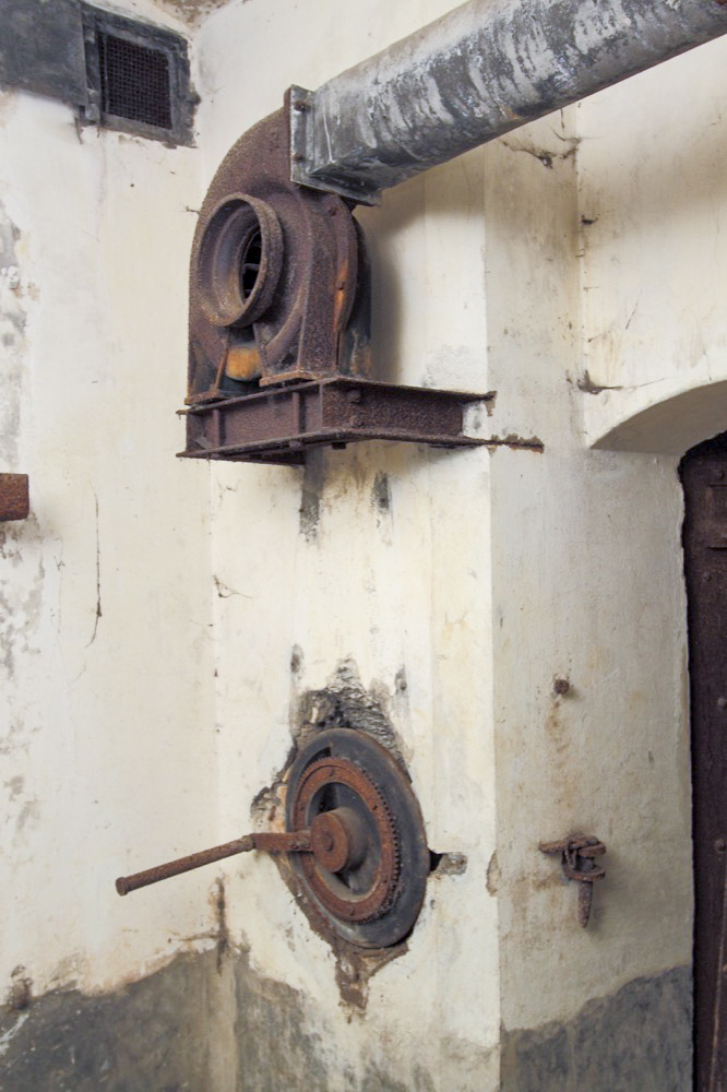 Ligne Maginot - UHRICH - HOCHE (1° BON 237° RI) - (PC de Sous-Quartier) - Ventilateur allemands à bras du modèle largement réemployé dans les années 1930 dans le SFBR et dans les Alpes.