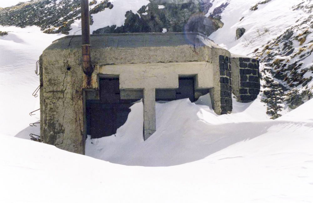 Ligne Maginot - PAS DU ROC - (Ouvrage d'artillerie) - L'entrée de l'ouvrage
Vue coté entrée du téléphérique