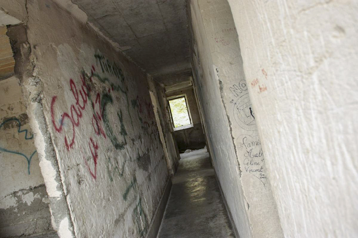 Ligne Maginot - Blockhaus de RIEUX-ROUX 1 - MAISON PENCHEE - 