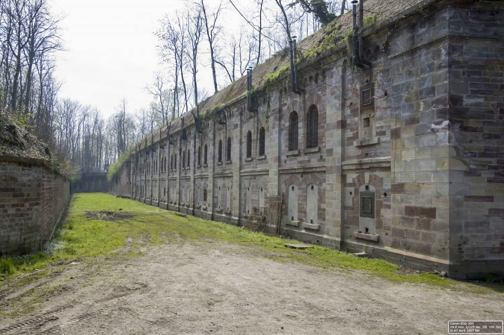 Ligne Maginot - FORT PETAIN  FRERE (172° RIF) - (PC de Sous-Secteur) - Aile gauche du casernement