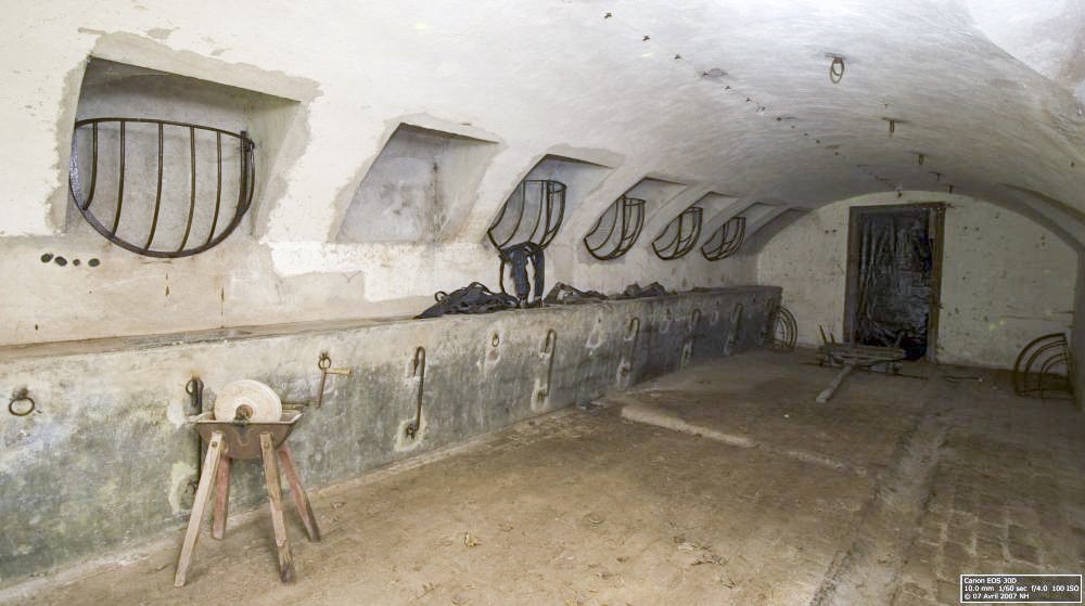 Ligne Maginot - FORT PETAIN  FRERE (172° RIF) - (PC de Sous-Secteur) - Les écuries