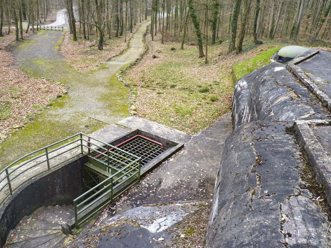 Ligne Maginot - SCHOENENBOURG - (Ouvrage d'artillerie) - Entrée des hommes