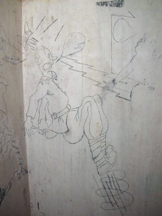 Ligne Maginot - SCHOENENBOURG - (Ouvrage d'artillerie) - Bloc 5
Peintures murales et graffitis dans les locaux de l'ouvrage