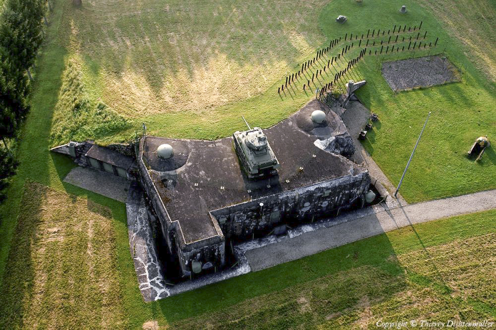 Ligne Maginot - ESCH (Casemate d'infanterie - double) - Vue aérienne