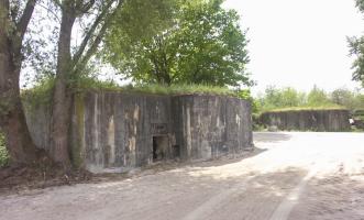 Ligne Maginot - 7/2 - KAELBERGRUND - (Abri) - Vue d'ensemble avec l'abri de Kaelbergrund à gauche