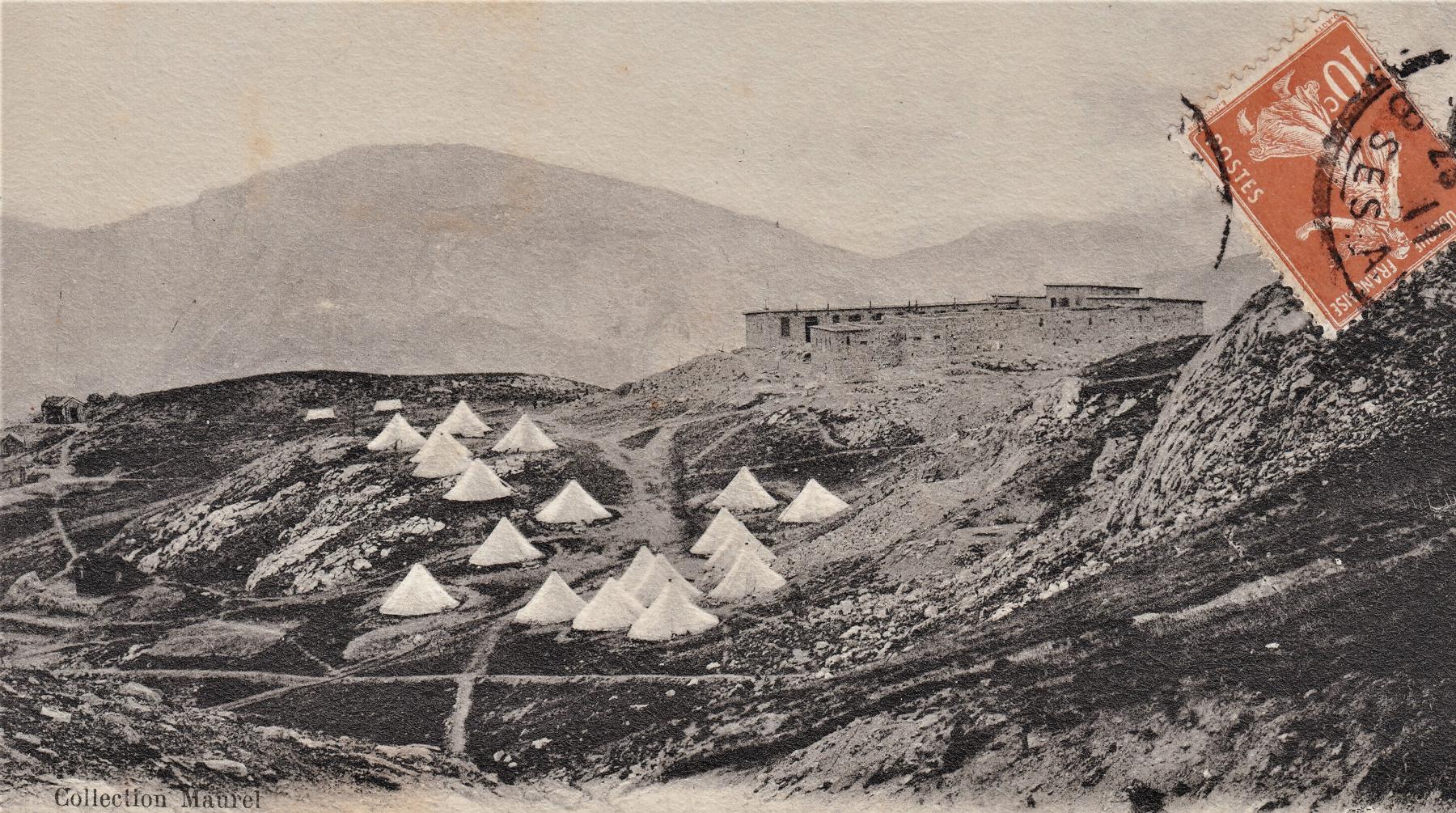 Ligne Maginot - CAMP DE RESTEFOND - (Casernement) - Camp de Restefond (alt. 2400 m) - Noter que la photo est inversée par rapport à la précédente. Tirage dans le mauvais sens ?