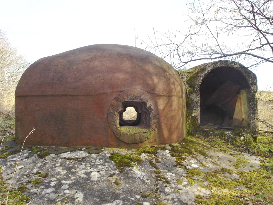 Ligne Maginot - GRAND BOIS - (Casemate d'infanterie) - Cloche pour  arme mixte et projecteur