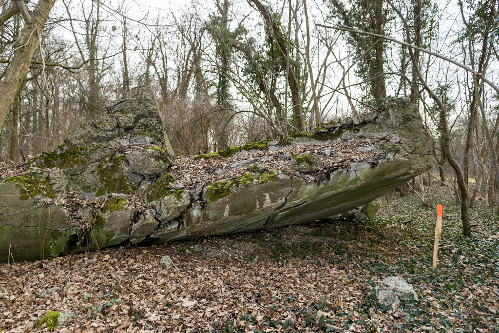 Ligne Maginot - KELLERSCHOELZEL 3 - (Blockhaus de type indéterminé) - Les morceaux éparpillés